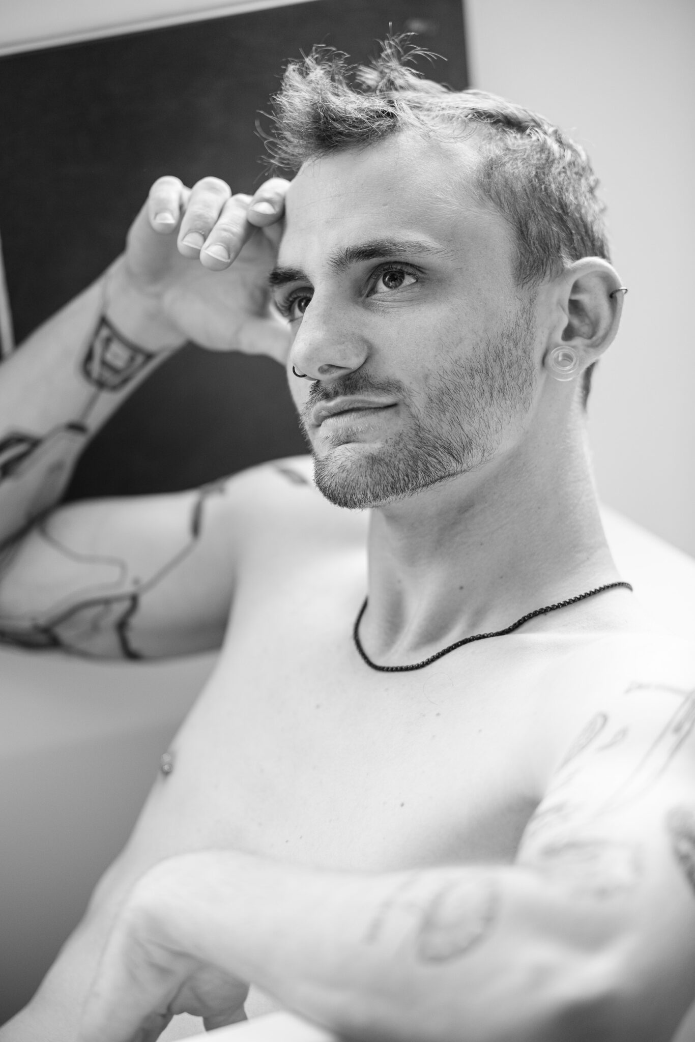 Portrait de Vincent dans une baignoire, noir et blanc