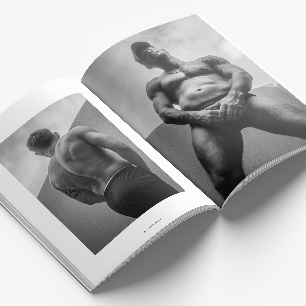 Double page du magazine Adart Book II avec KevinHungXL